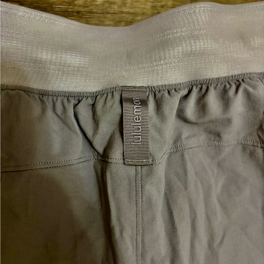 Women's Lululemon License to Train High-Rise Pant | Size 4